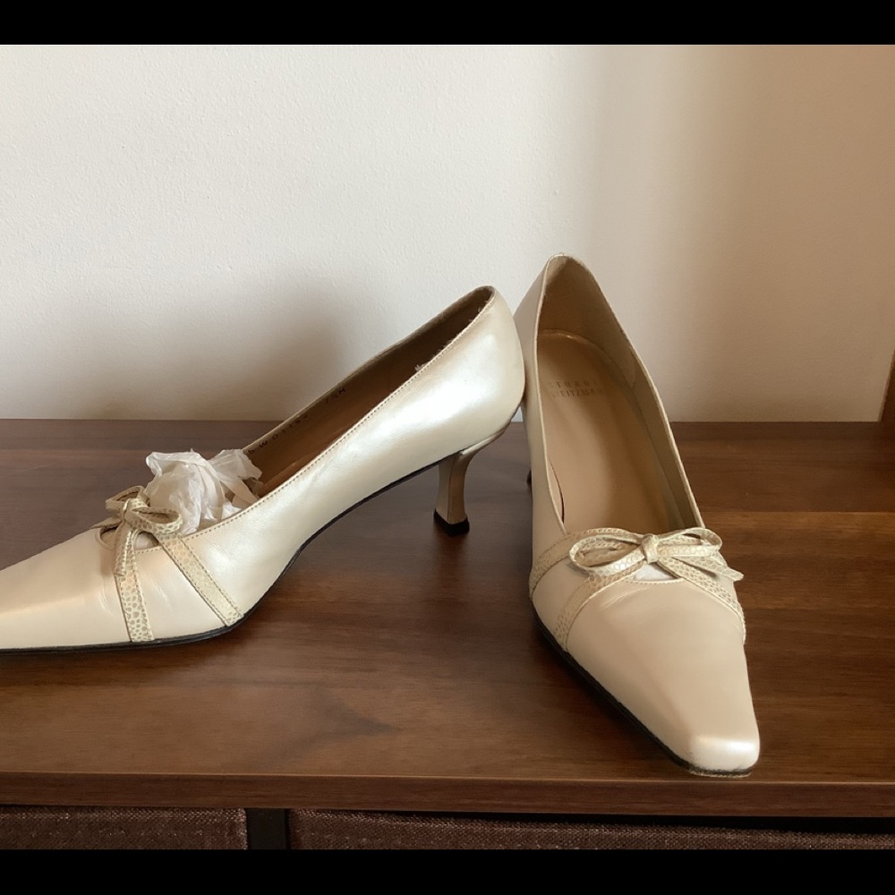 Stuart Weitzman Pump - image 6